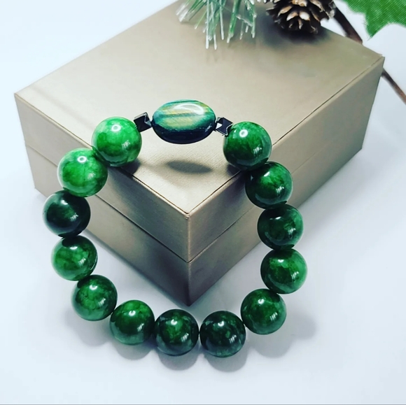 Malasyan Jade bracelet - Picture 3 of 4